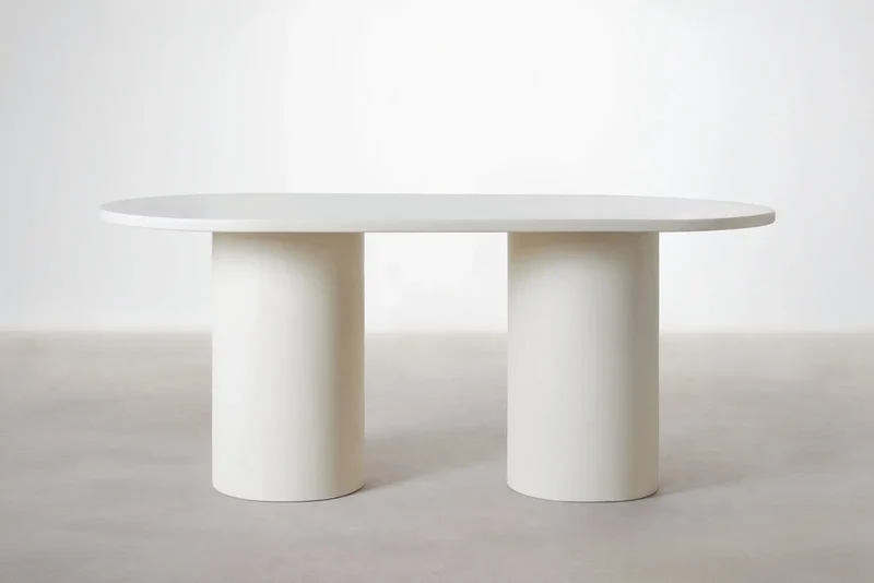 Mesa de Comedor Ovalada en Microcemento Juno