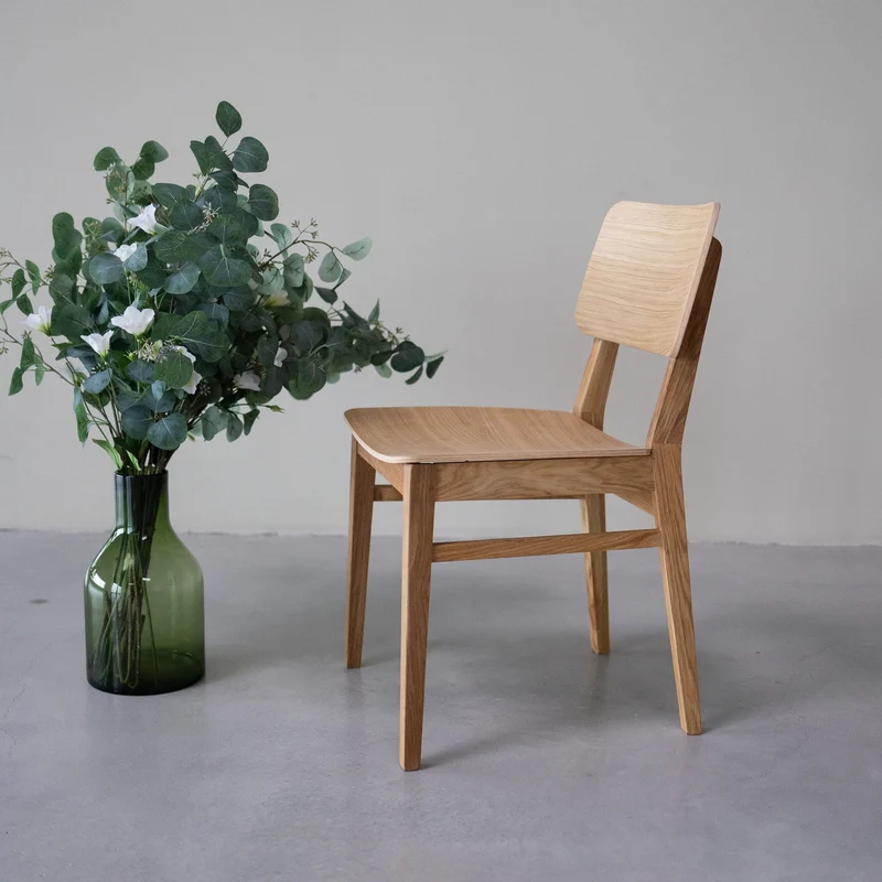 Confezione da 2 o 4 sedie da pranzo in legno di rovere KODAMA | NordicStory