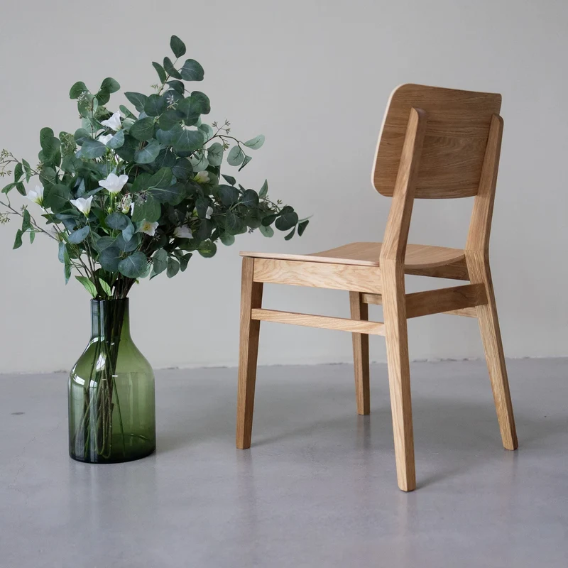 Confezione da 2 o 4 sedie da pranzo in legno di rovere KODAMA | NordicStory