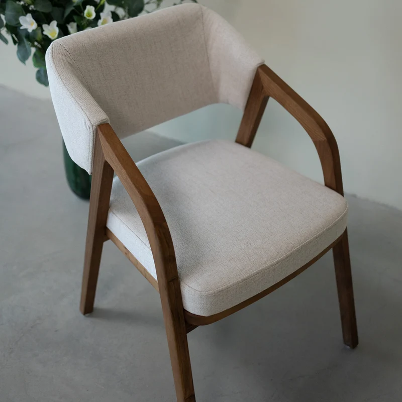 Sedia in legno massello di rovere o noce SWEDEN | NordicStory