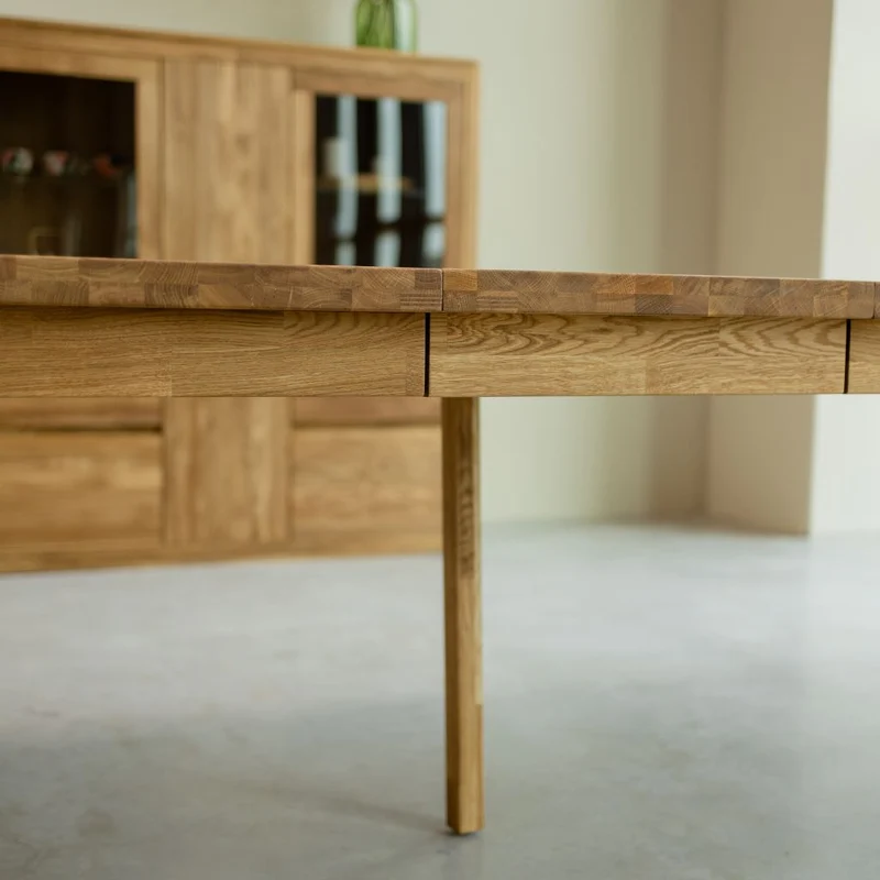 Tavolo da pranzo rettangolare allungabile in legno di rovere BALDER fino a 5 m | NordicStory
