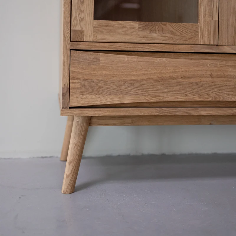 Vetrina in legno di rovere MALMO | NordicStory