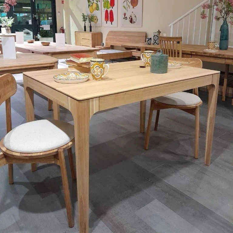Tavolo da pranzo fisso in legno massello di rovere CREATIV | VESKOR