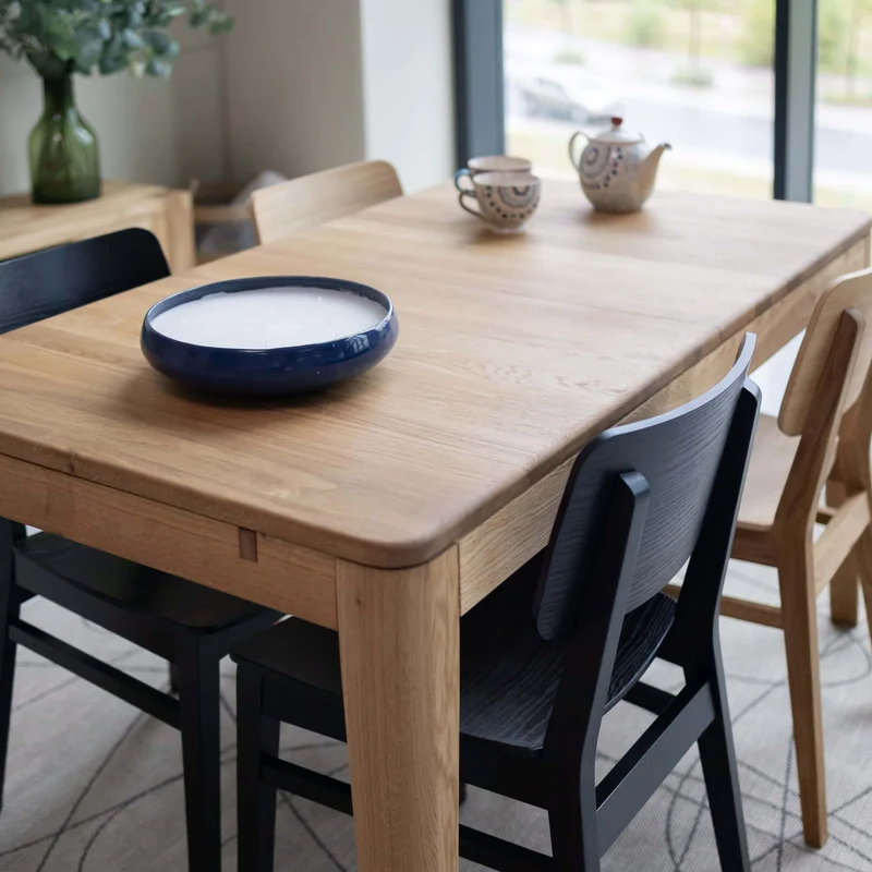 Tavolo da pranzo allungabile in rovere massiccio KODAMA | NordicStory