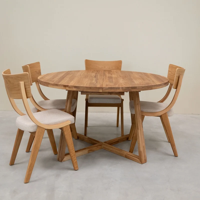 Set da 2 o 4 sedie da pranzo in rovere massiccio Lucas, con rivestimento grigio o beige | NordicStory