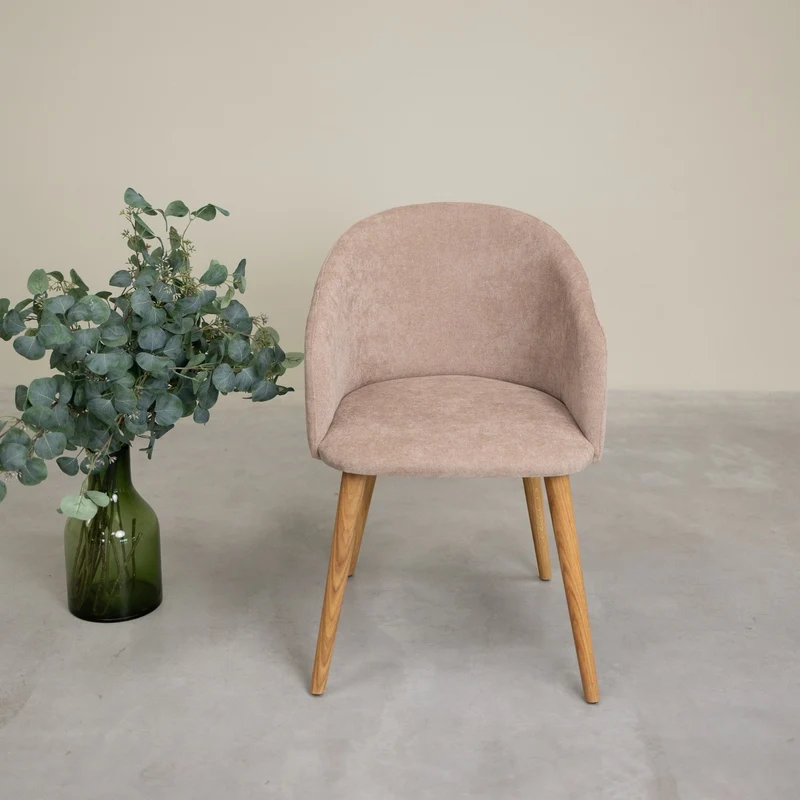 Poltrona Ana in rovere massiccio con rivestimento | NordicStory