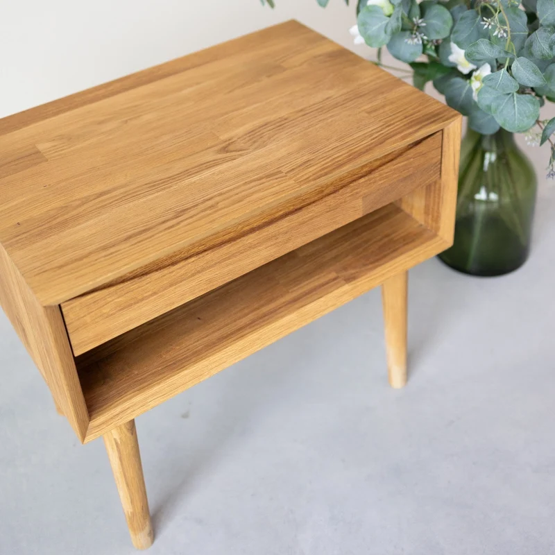 Comodino in legno massello di rovere Escandi 2 | NordicStory