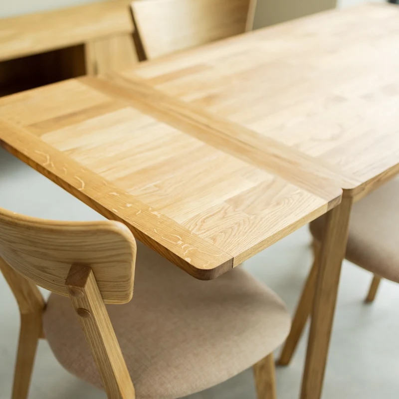 Tavolo da pranzo allungabile in legno massello di rovere Mini 1 | NordicStory