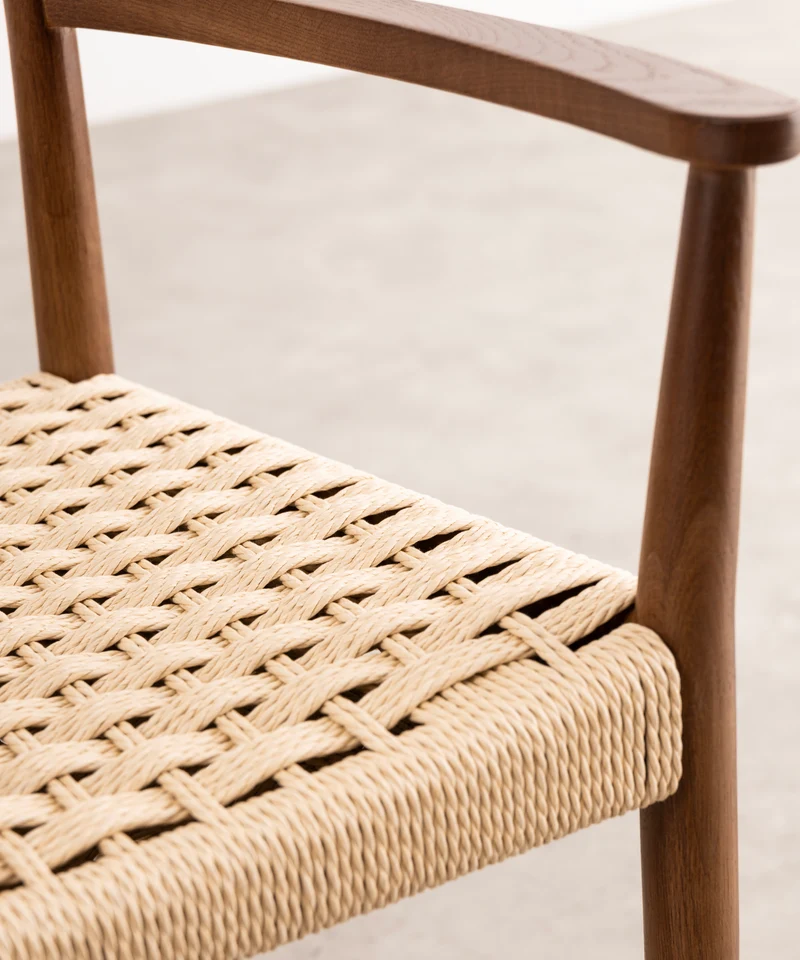Silla de Comedor en Madera y Cuerda Trenzada con Reposabrazos Nona Arms