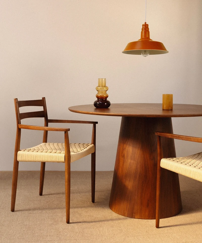 Silla de Comedor en Madera y Cuerda Trenzada con Reposabrazos Nona Arms