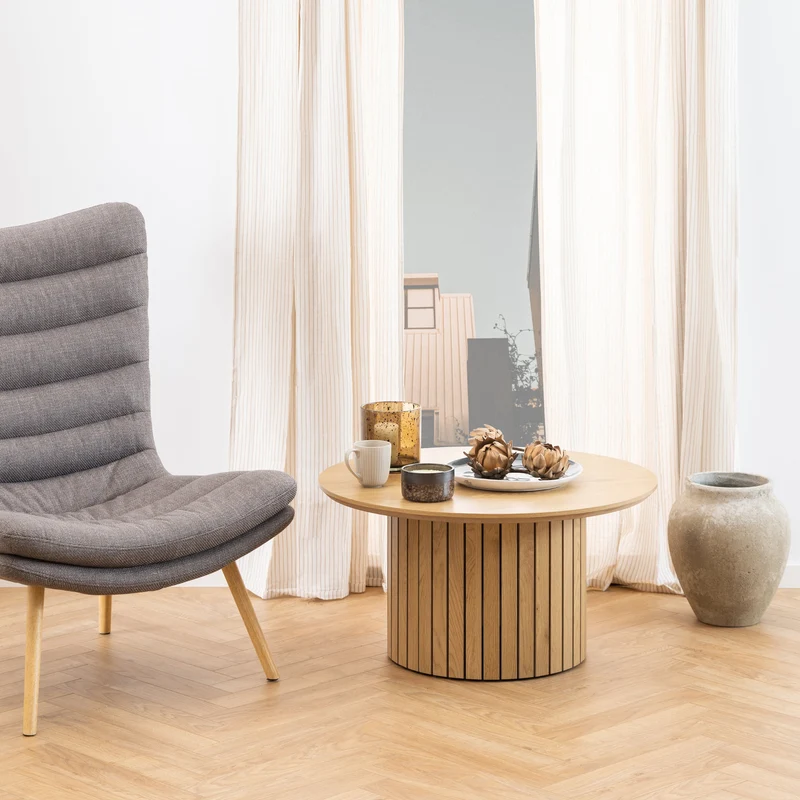 Milas Tavolino rotondo a doghe - Ø80 cm - Effetto rovere con gambe a colonne