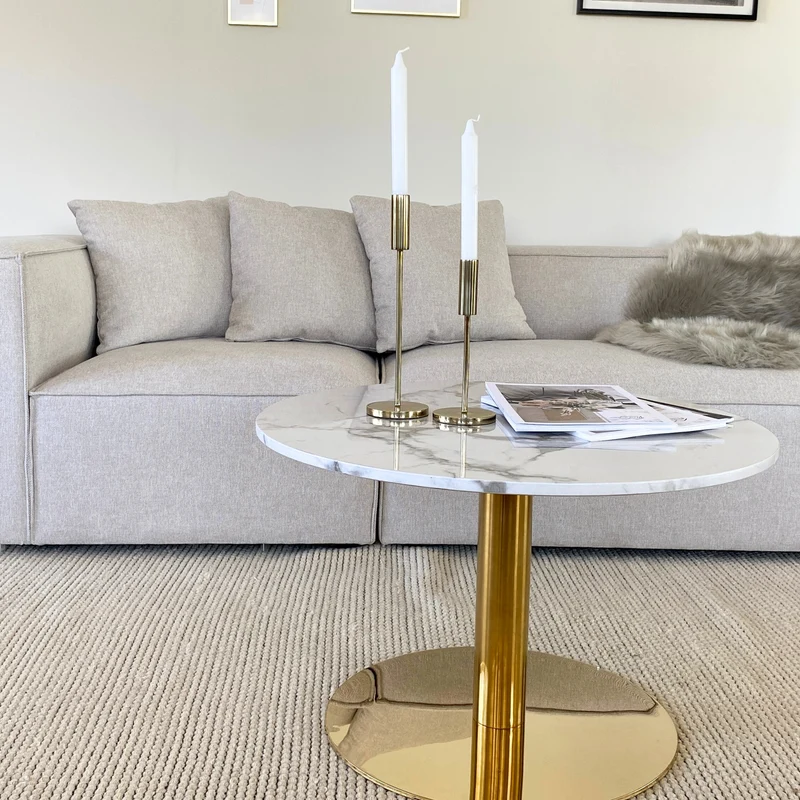 Lazio - Tavolino rotondo in marmo bianco con finiture in oro/ottone, Ø70 cm