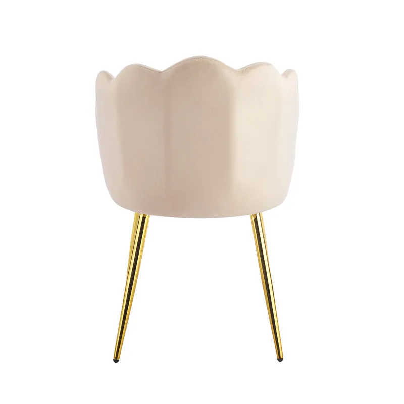 Poltroncina Elegante in Velluto con Schienale a Conchiglia e Cuscino Decorativo Il Gruppone