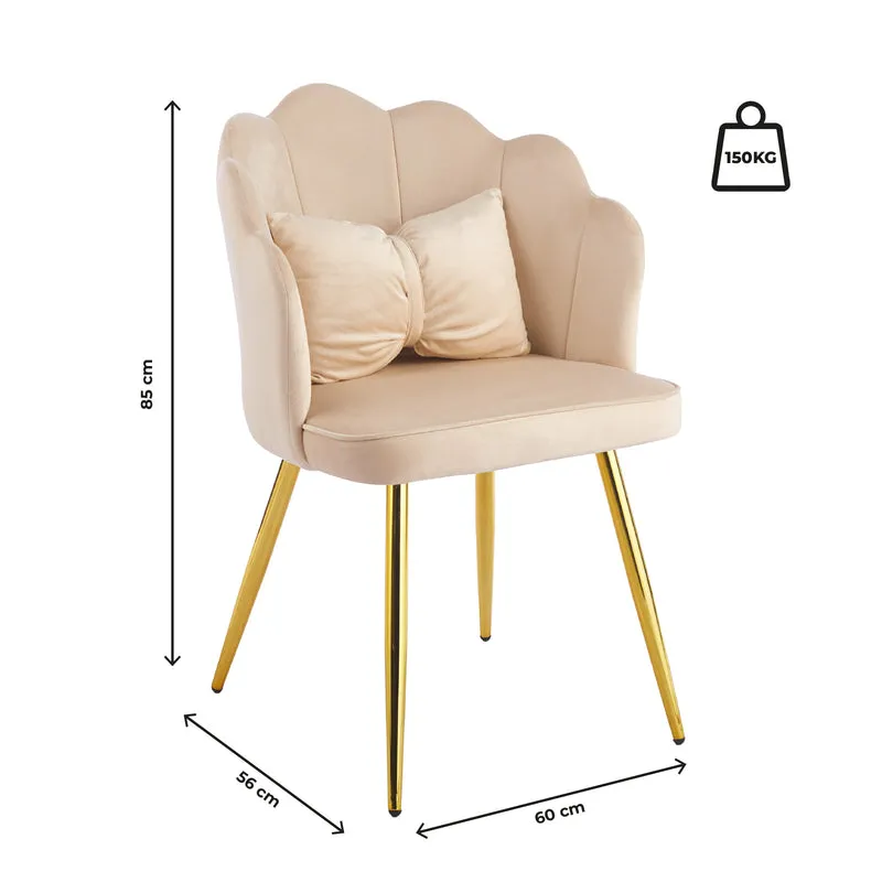 Poltroncina Elegante in Velluto con Schienale a Conchiglia e Cuscino Decorativo Il Gruppone
