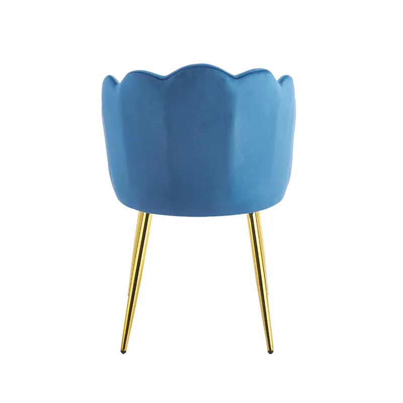 Poltroncina Elegante in Velluto con Schienale a Conchiglia e Cuscino Decorativo Il Gruppone