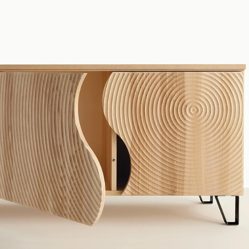 Linda - Madia moderna 3 ante legno massello e piedini in metallo cm 185x45x75h