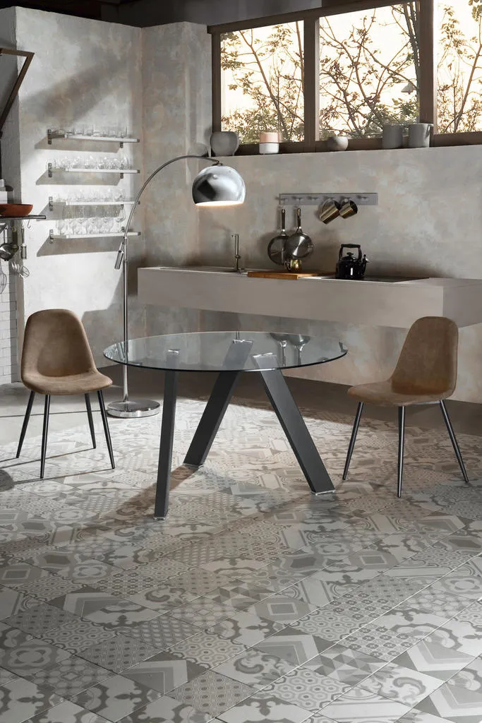 Tavolo tondo moderno base in metallo piano in vetro trasparente cm Ø 120x75h - vari colori
