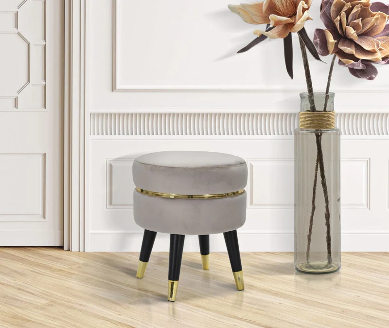 Sgabello basso tondo in legno seduta in tessuto con anello in metallo cm Ø 35x40h - vari colori