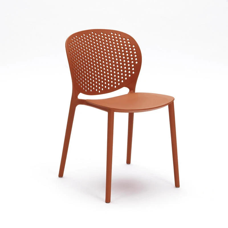 Set da 4 Sedia moderna in polipropilene per interno o esterno cm 48x56x80h - vari colori
