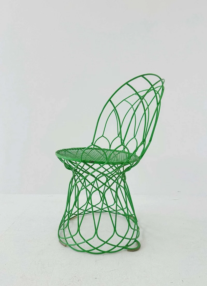 Sedia Emu design by Patricia Urquiola