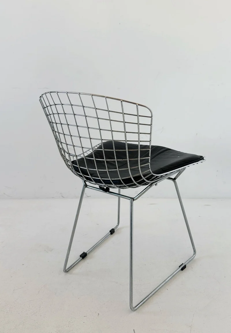 Sedia Bertoia, Knoll
