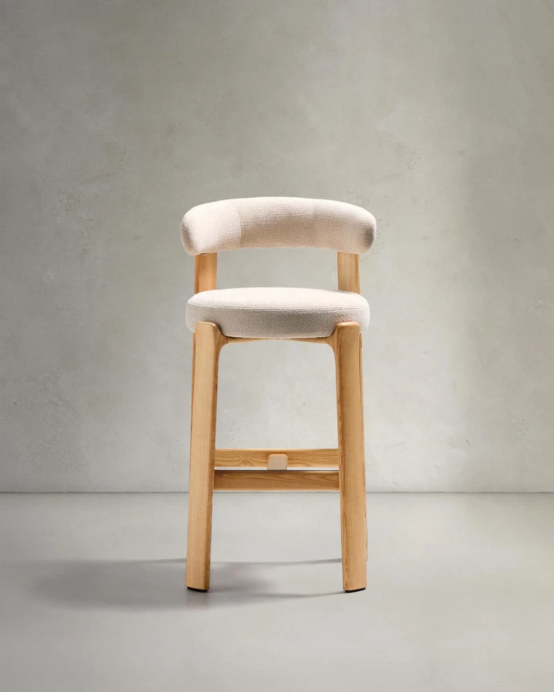 Hocker Granite aus beigefarbener Chenille und massivem Eschenholz mit naturfarbenem Finish