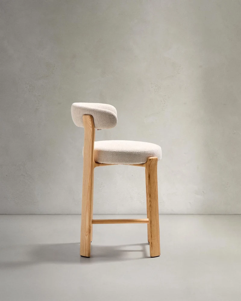 Hocker Granite aus beigefarbener Chenille und massivem Eschenholz mit naturfarbenem Finish