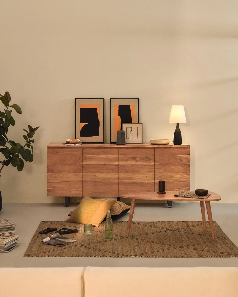 4-türiges Sideboard Uxue aus massivem Akazienholz mit gebleichtem Finish 200 x 88 cm