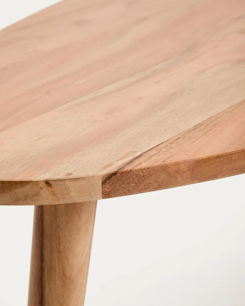 Couchtisch Duvani aus massivem Akazienholz mit gebleichtem Finish Ø 110 x 60 cm