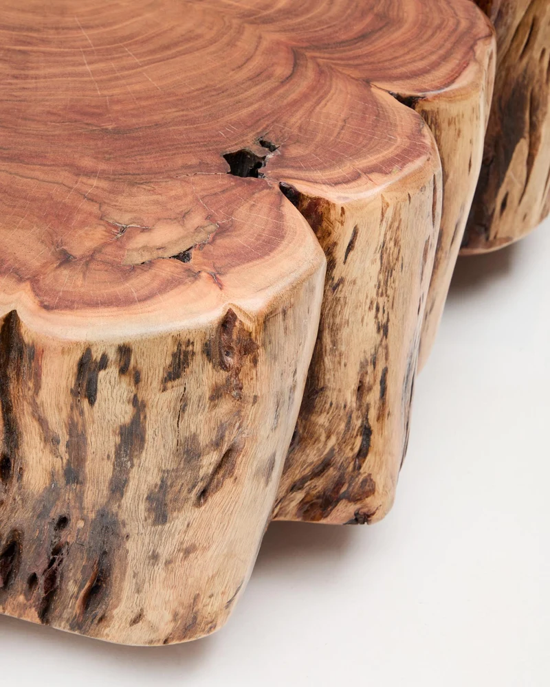 Couchtisch Tavine aus massivem Akazienholz mit gebleichtem Finish und Rollen Ø 65 cm