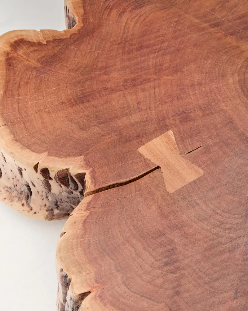 Couchtisch Tavine aus massivem Akazienholz mit gebleichtem Finish und Rollen Ø 85 cm