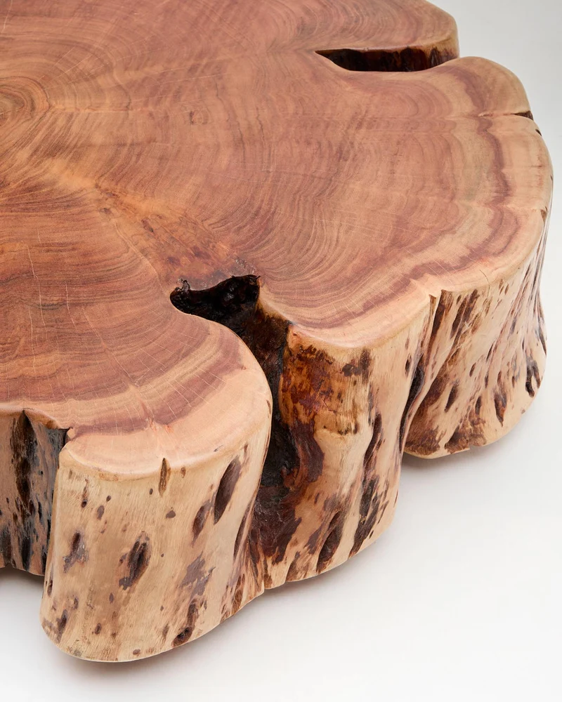 Couchtisch Tavine aus massivem Akazienholz mit gebleichtem Finish und Rollen Ø 85 cm