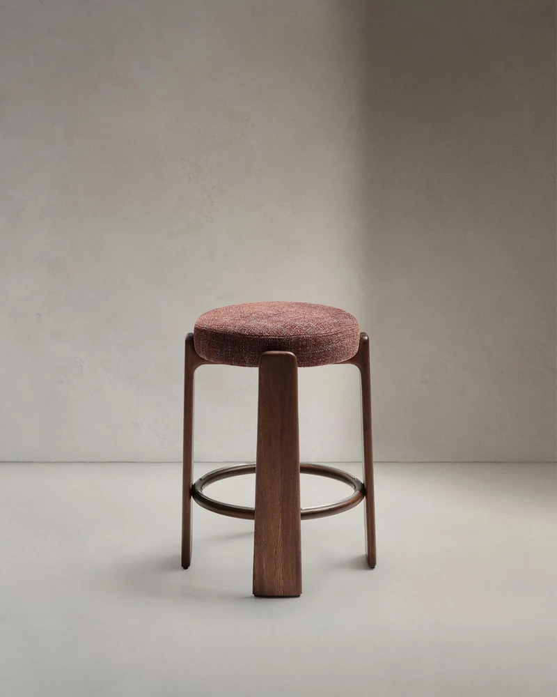 Hocker Granite aus brauner Chenille und massivem Eschenholz mit nussbaumfarbenem Finish, F