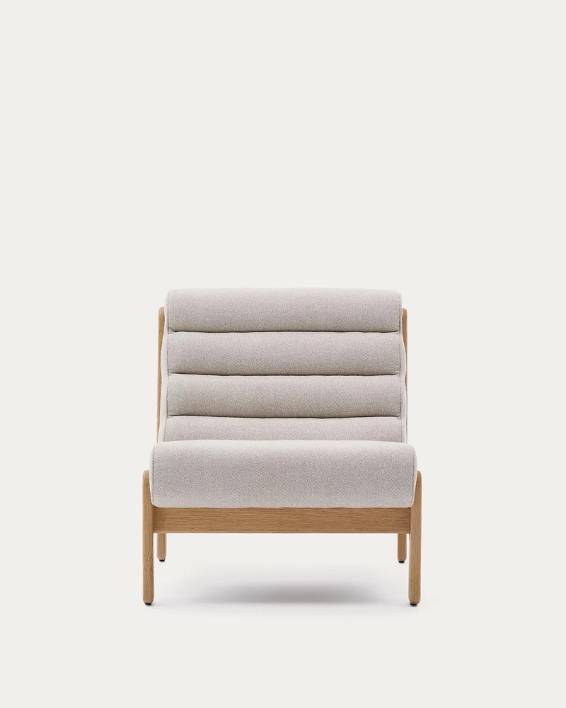 Sessel Magira in Beige aus massivem Eichenholz mit Finish in natürlichem Farbton