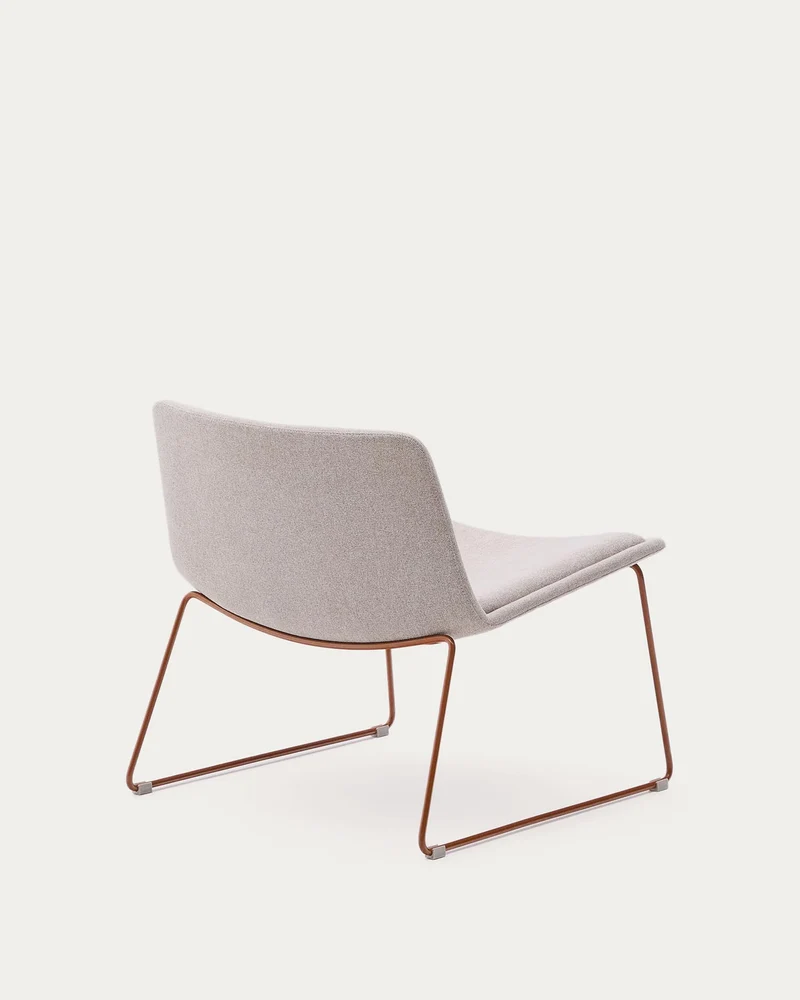 Sessel Zahara in Beige mit Stahlbeinen und Terrakotta-Finish FSC 100%