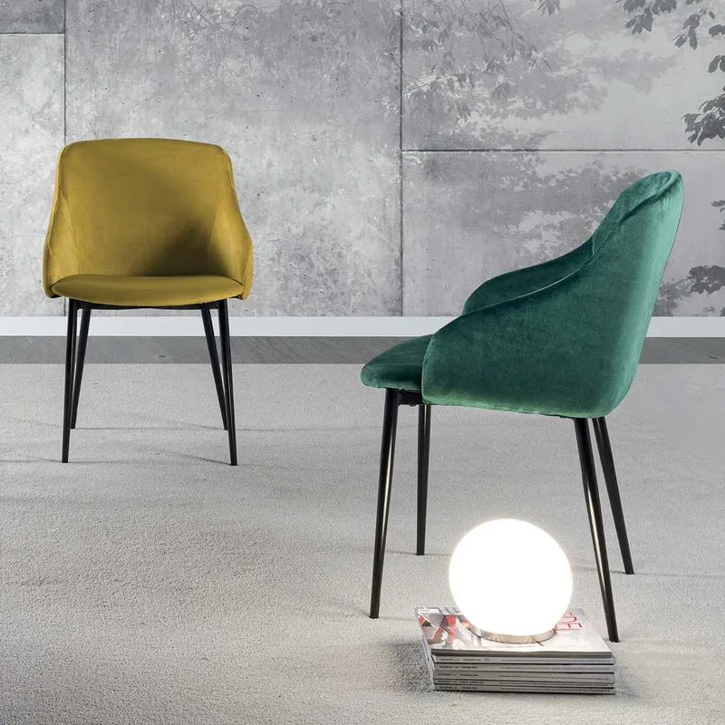 Pigalle Due - Set da 4 Sedia design poltroncina in velluto cm 54x58x84h - vari colori