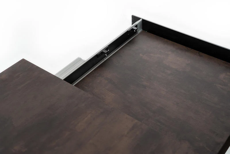 Tavolo moderno allungabile piano colore ruggine gambe in metallo nero cm 170/270x90x76h