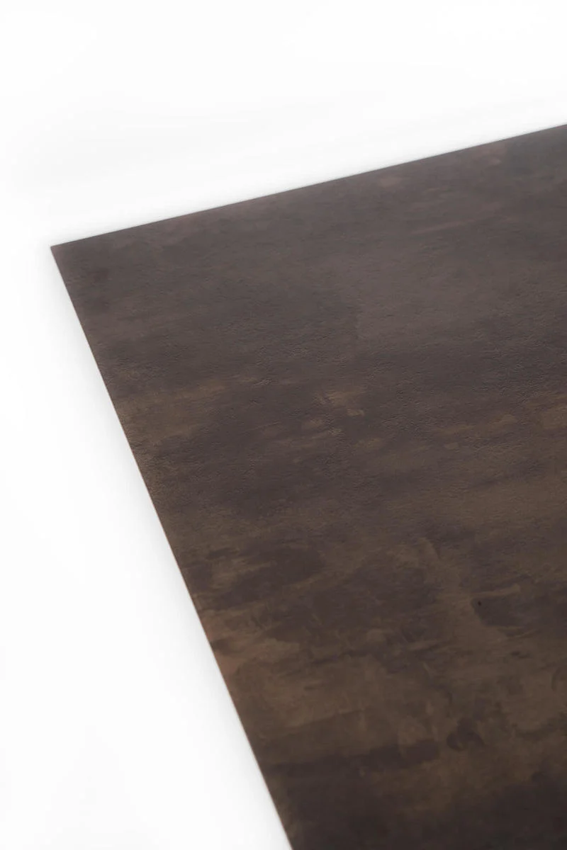 Tavolo moderno allungabile piano colore ruggine gambe in metallo nero cm 170/270x90x76h