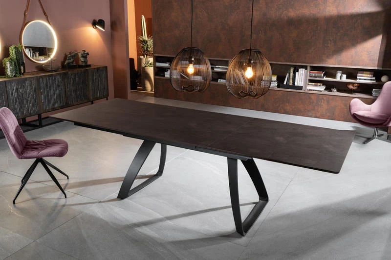 Tavolo moderno allungabile piano colore ruggine gambe in metallo nero cm 170/270x90x76h