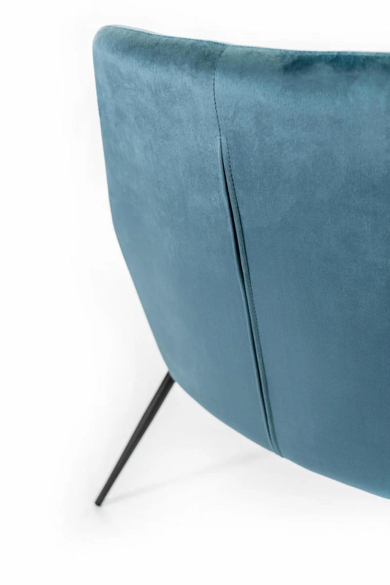 Poltrona moderna rivestita in velluto gambe in metallo nero cm 54x71x70h - vari colori