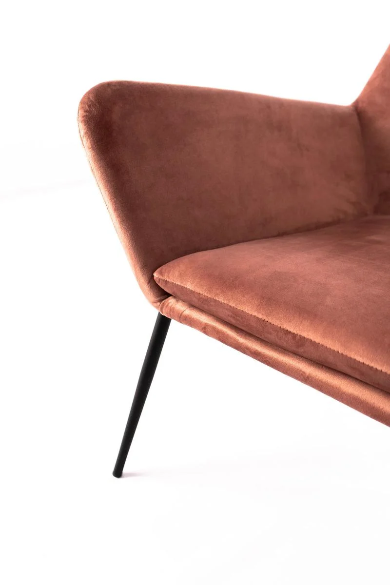 Poltrona moderna rivestita in velluto gambe in metallo nero cm 54x71x70h - vari colori