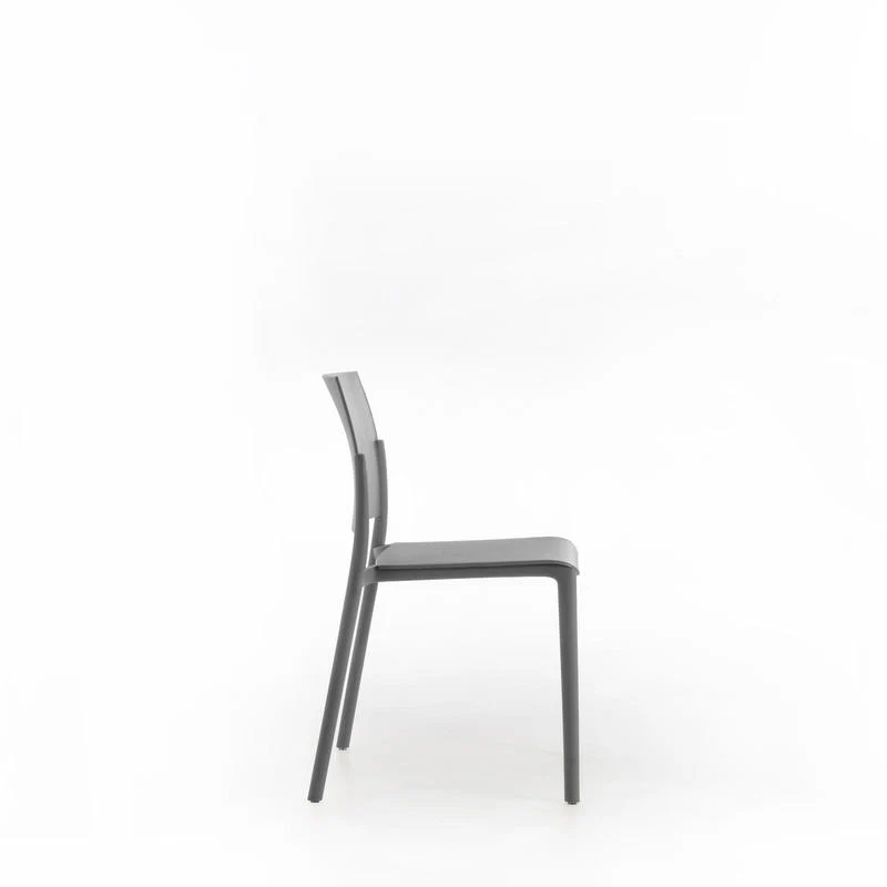 Set da 4 Sedia in polipropilene per interno o esterno design moderno cm 52x52x81h - vari colori