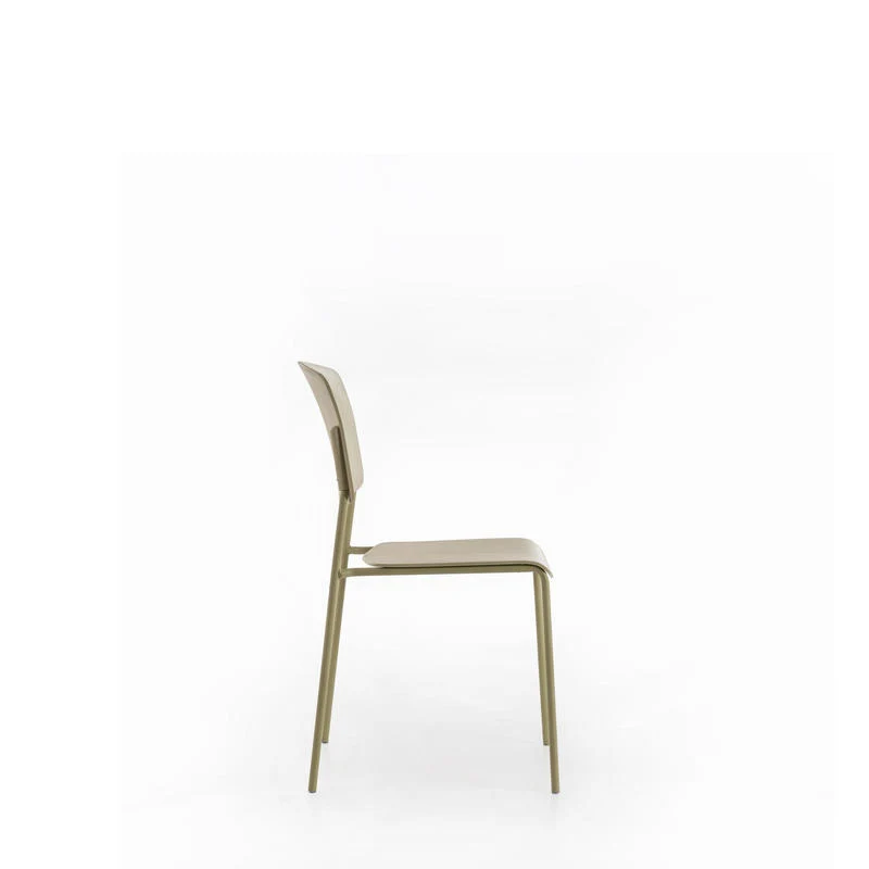 Set da 4 Sedia living moderna in polipropilene cm 52x52x79h - vari colori
