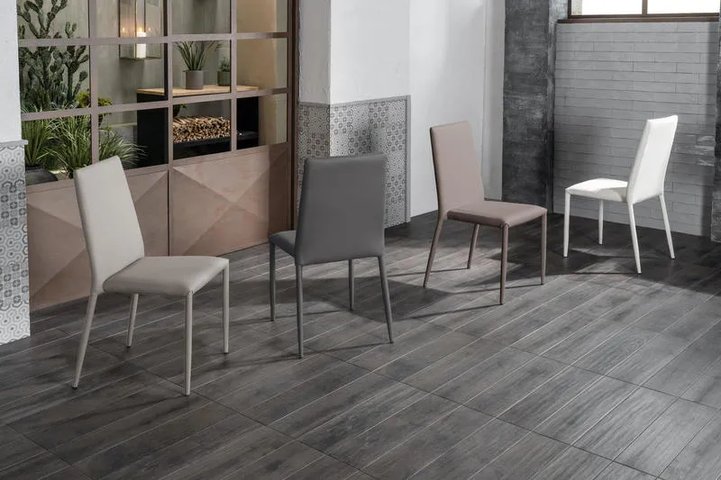 Set da 4 Sedia da sala pranzo moderna in similpelle cm 42x40x96h - vari colori