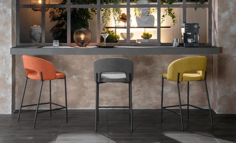 Set da 2 Sgabello moderno seduta in tessuto struttura in metallo cm 52x50x89h - vari colori