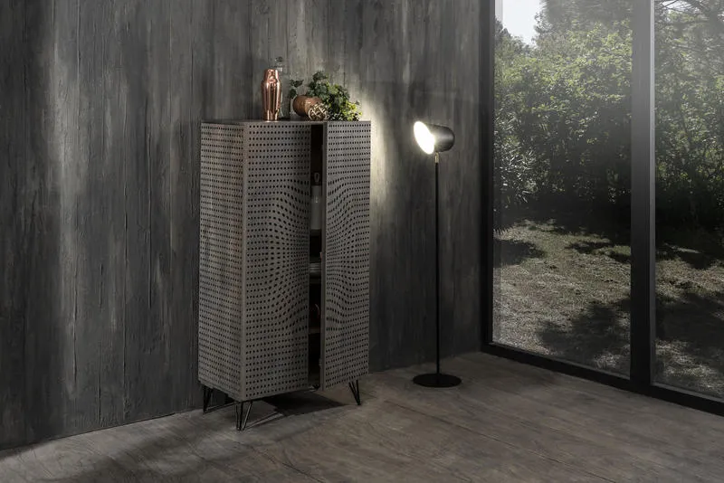Credenza alta 2 ante per living in legno massello stile etnico cm 70x45x140h