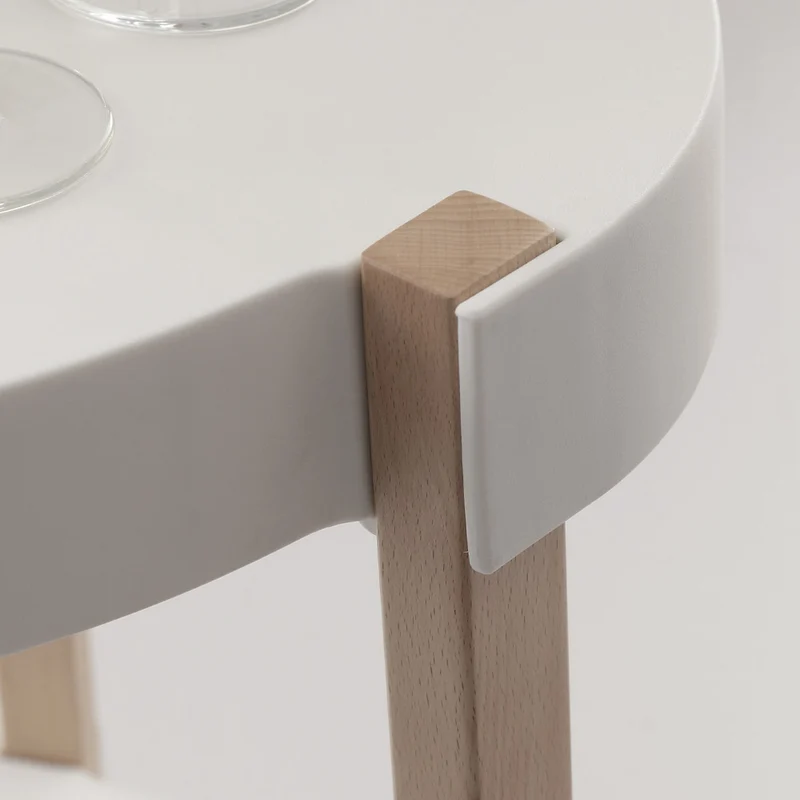 Tavolino basso in legno di faggio piano in polipropilene bianco - varie misure