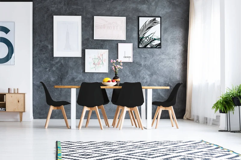 Sedia Svandinava con seduta Imbottita in Plastica Legno cm 49x54x83 - LISA