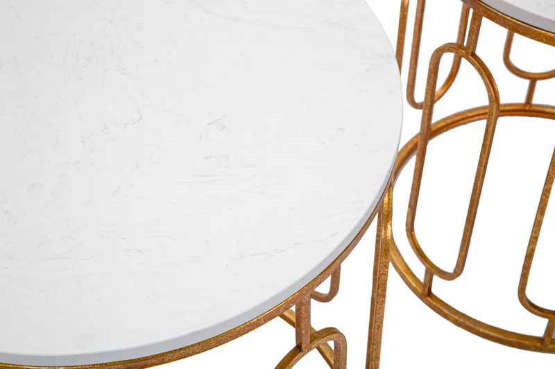 Set 2 tavolinetti rotondi in metallo dorato con piano in marmo bianco - TORY MARBLEOPPIA