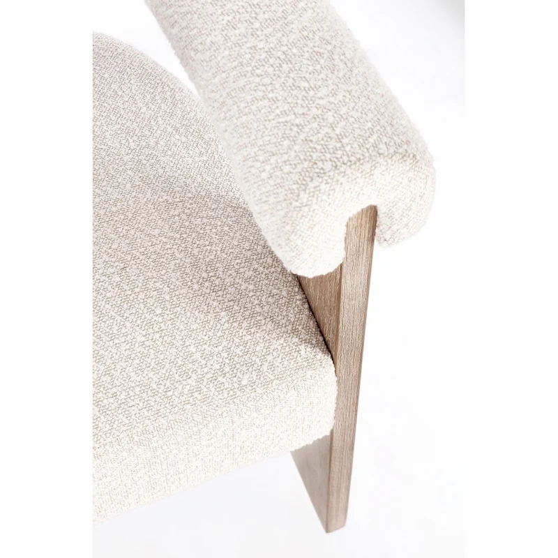 Sedia con Braccioli in Tessuto Bouclé e Struttura in Legno Naturale - GORDON
